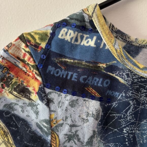 Women's Y2K Take Two Graphic Shirt Tee Size S Beach Scene Sailor Sequined Top - Picture 5 of 7